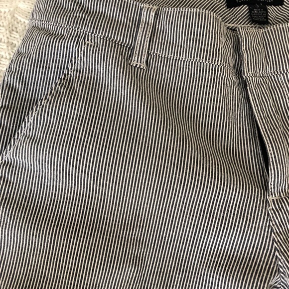 Tommy Hilfiger pants - Picture 3 of 4
